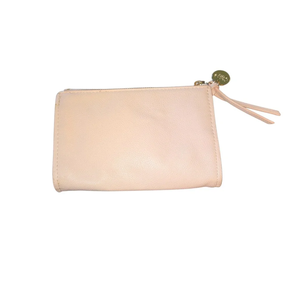 Chloe Parfums Blush Pink‎ Pebbled Vegan Leather Zippered Pouch Makeup Bag Charm